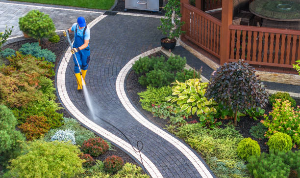 Best House Pressure Washing  in Des Moines, IA
